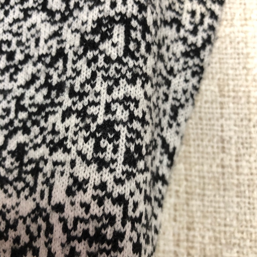 Dress - Picture 4 of 5